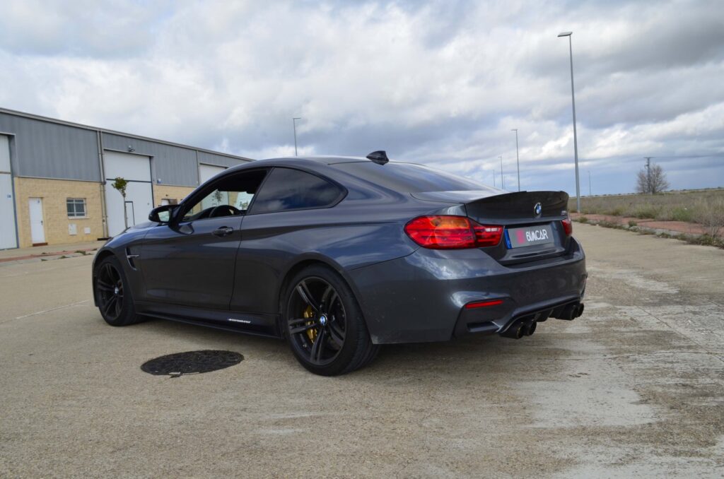BMW M4 Carbons