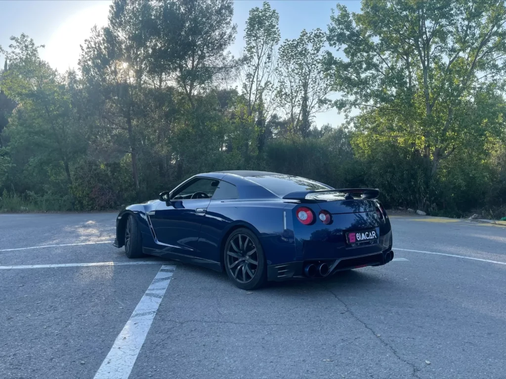 Nissan GTR Blue