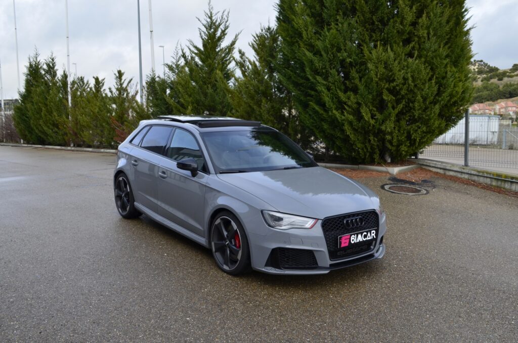 Audi RS3 Sportback Nardo Grey