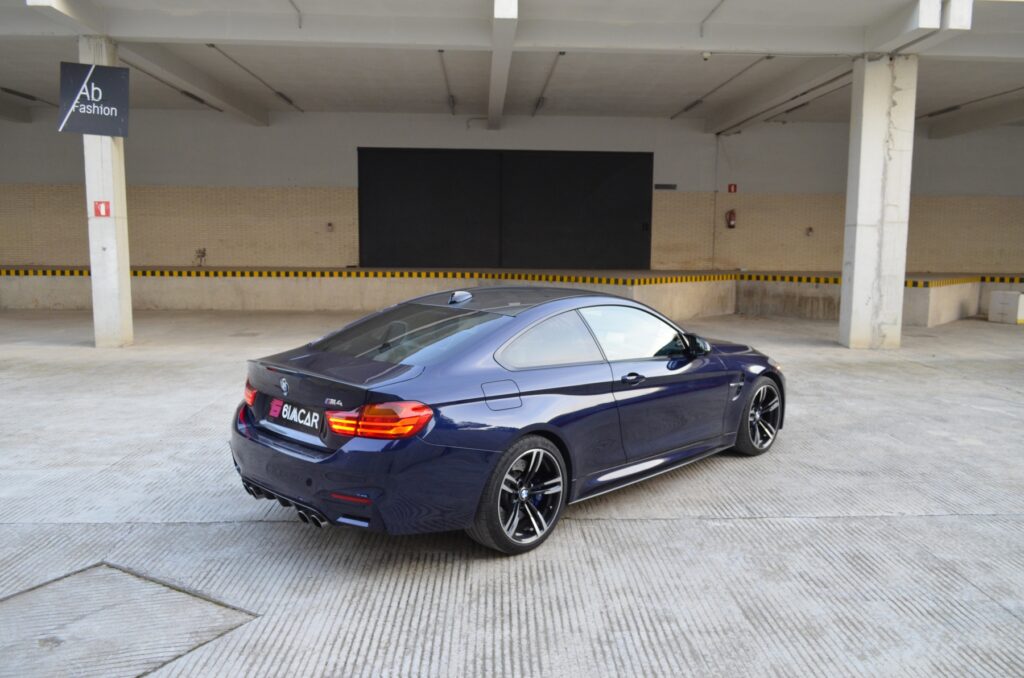 BMW M4 Tanzanite