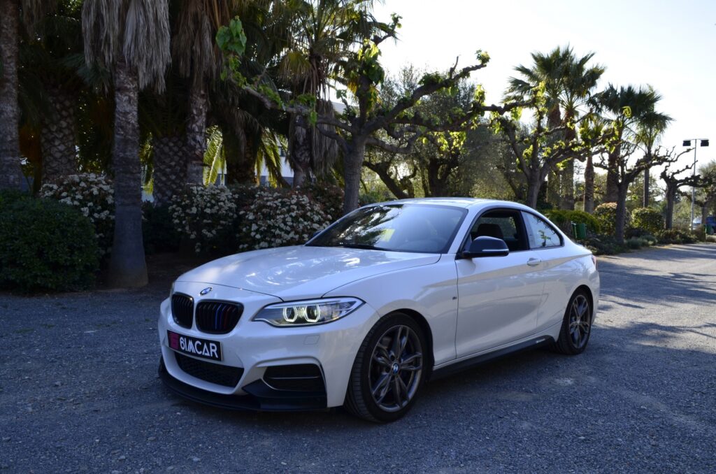 BMW M235i Performance