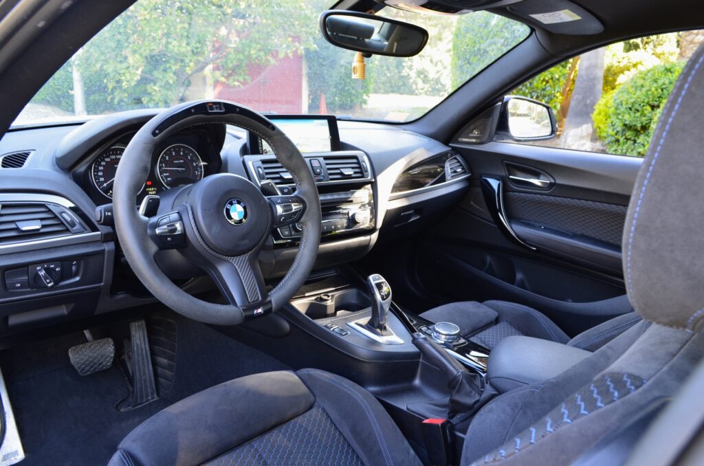 BMW M235i Performance