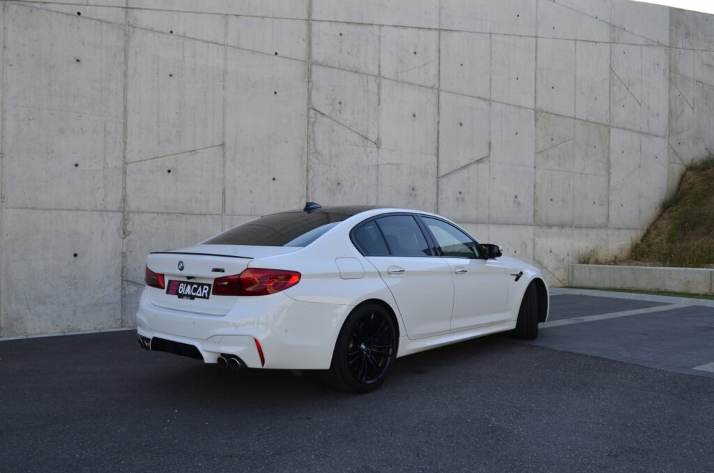 BMW M5 F90