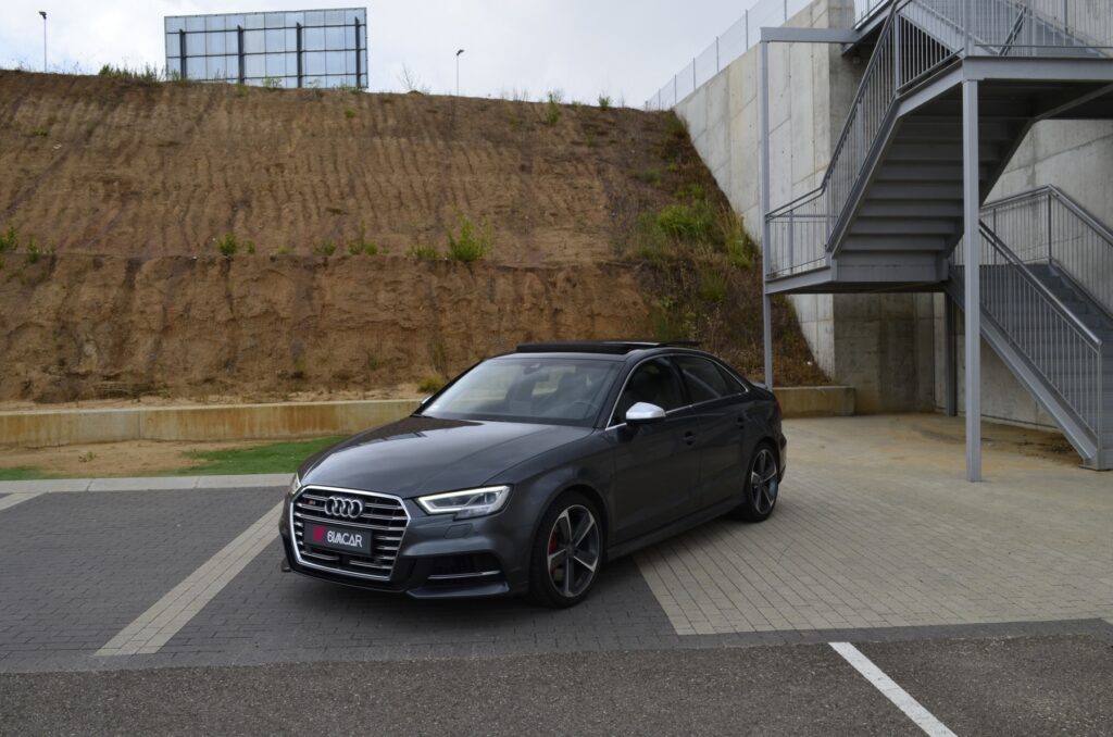 Audi S3 Gris