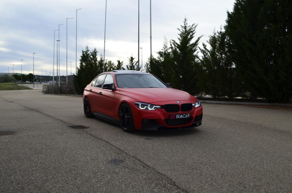 BMW 328i xDrive Red