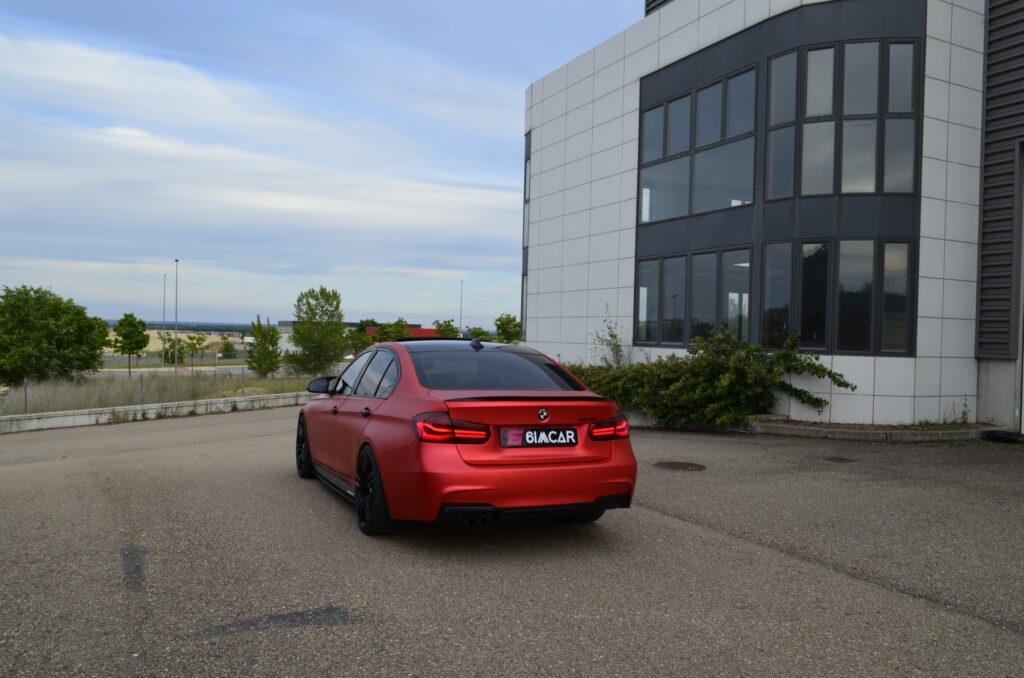 BMW 328i xDrive Red