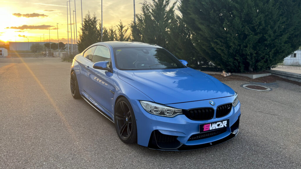 BMW M4 Yasmarine Blue