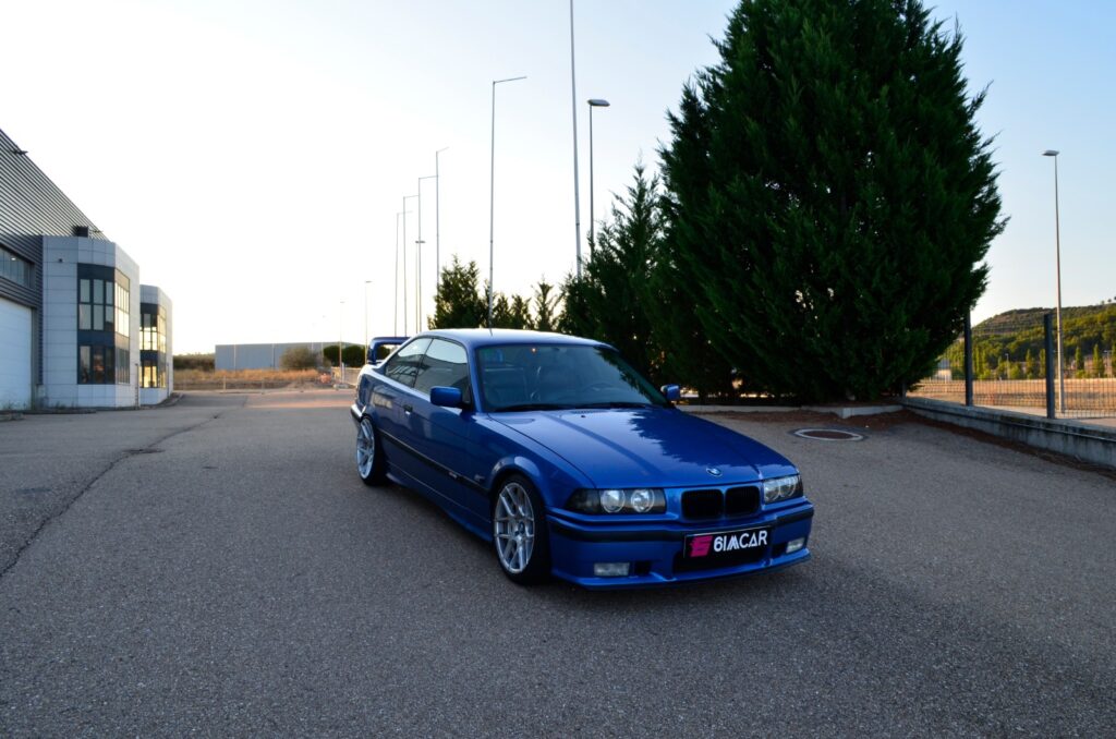BMW 328i E36