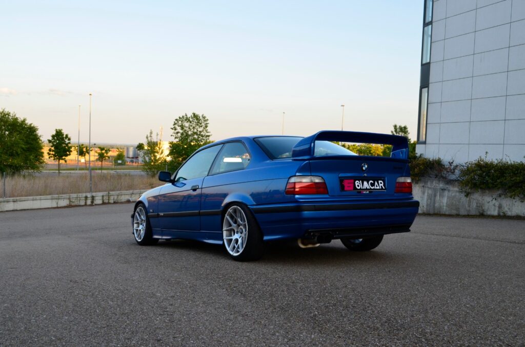 BMW 328i E36