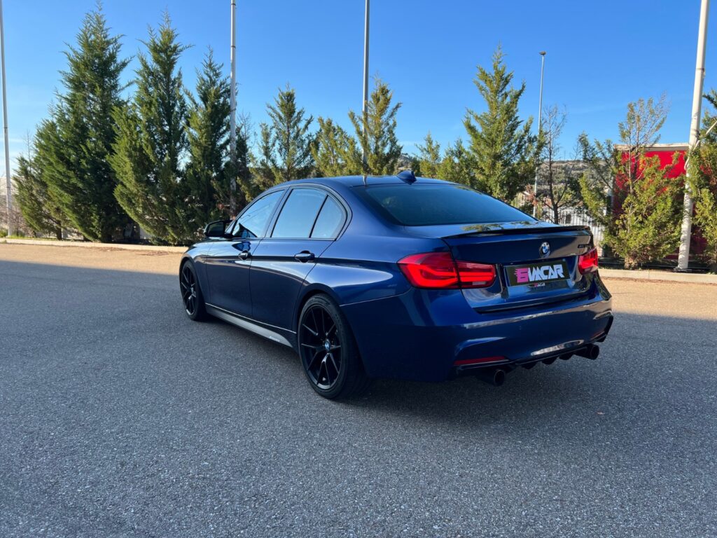 BMW 340i Blue